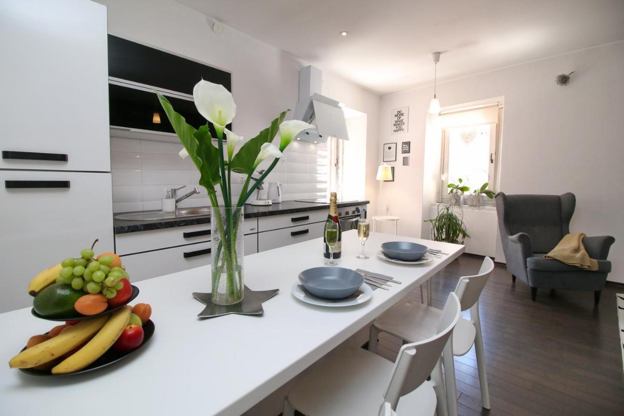 Carrera Corner Apartment Rovinj Eksteriør billede
